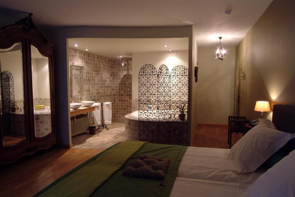 Charmehotel Manoir Ogygia Poperinge Værelse billede