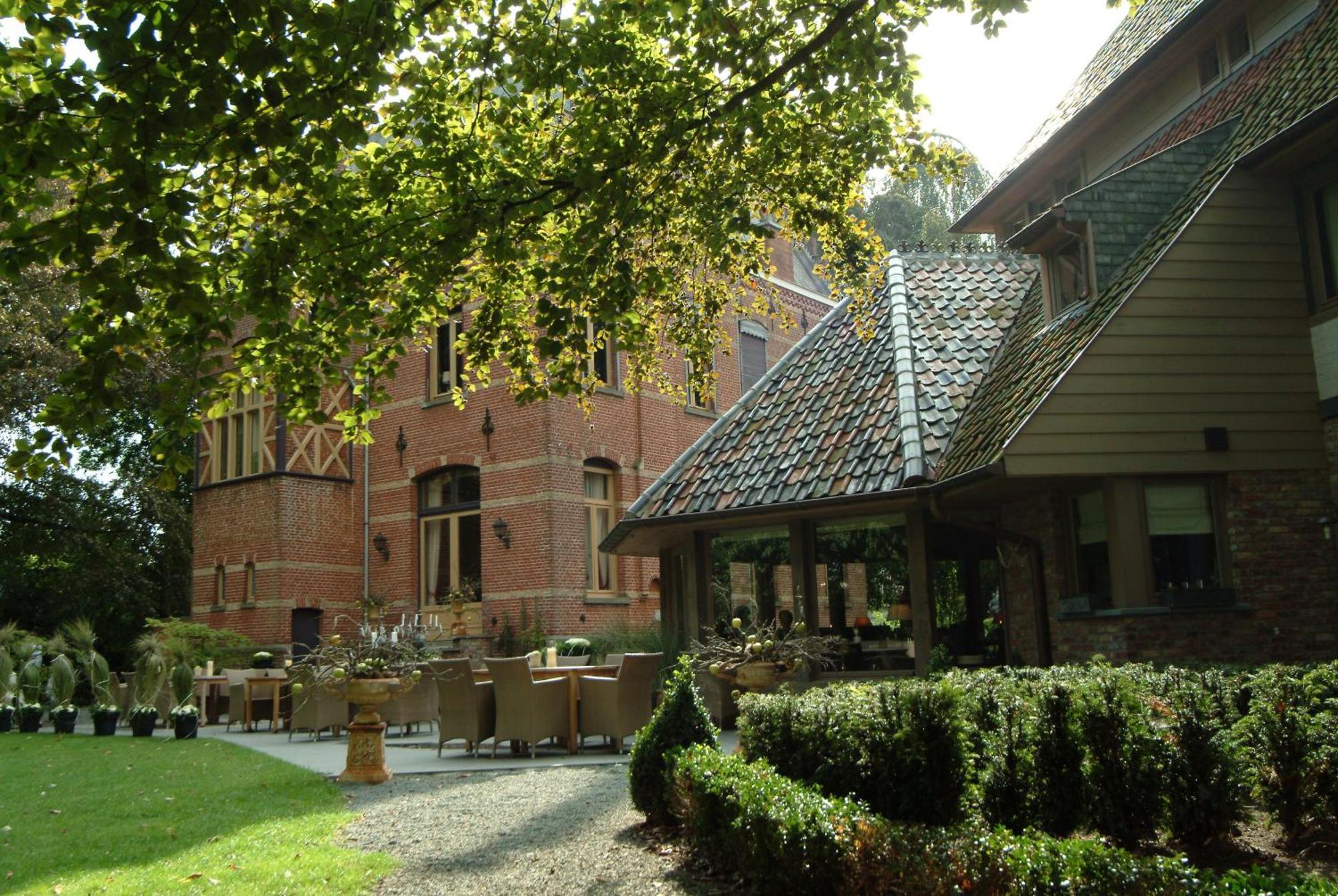 Charmehotel Manoir Ogygia Poperinge Eksteriør billede
